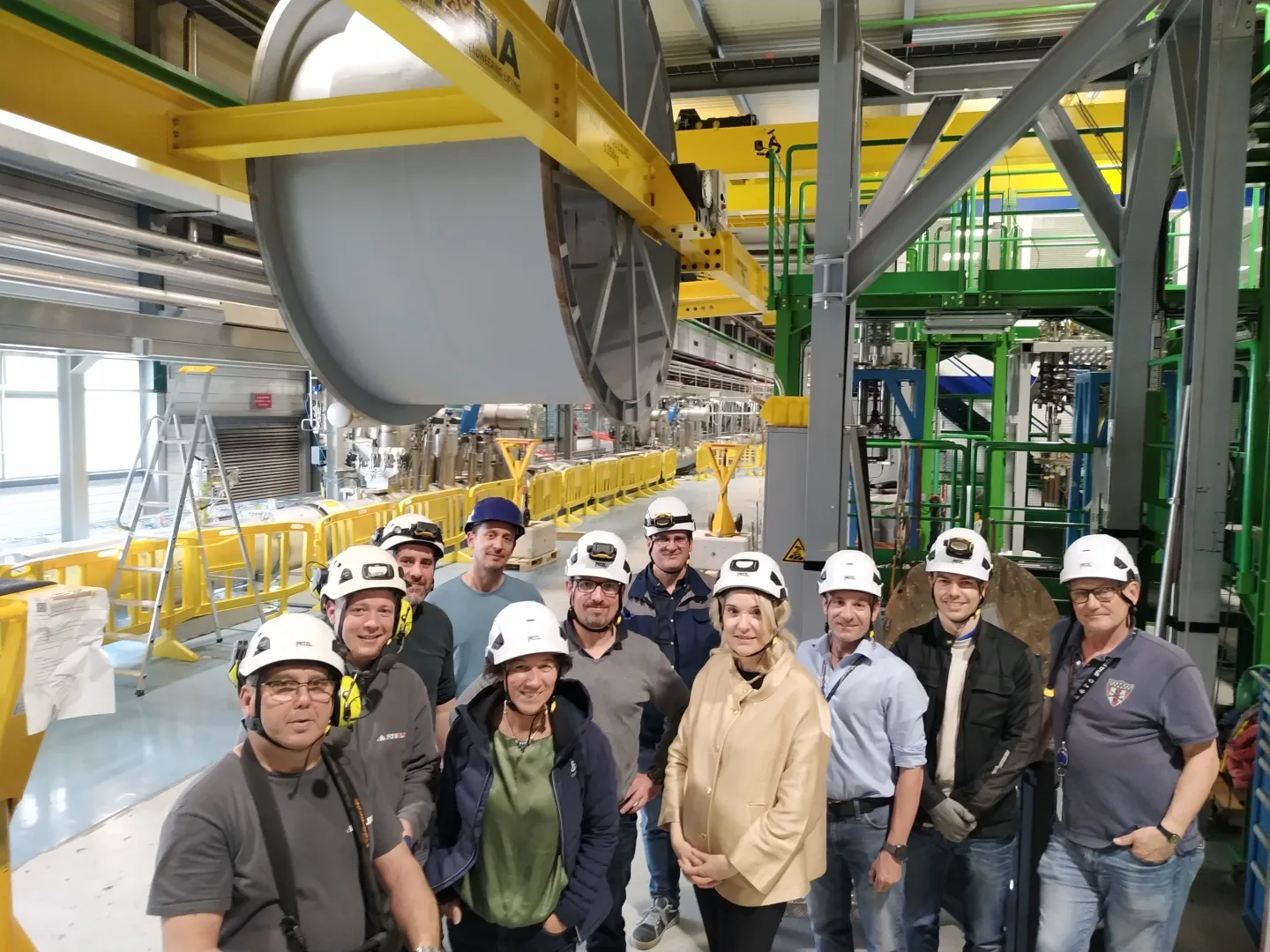 team picture in SM18 during transport trials