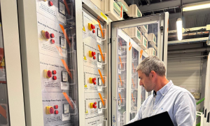 Machine protection: DQHDS series production advances as IT String tests validate HiLumi LHC protection systems